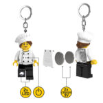 LEGO® Minifigure privezak za ključeve sa svetlom: Šefica kuhinje